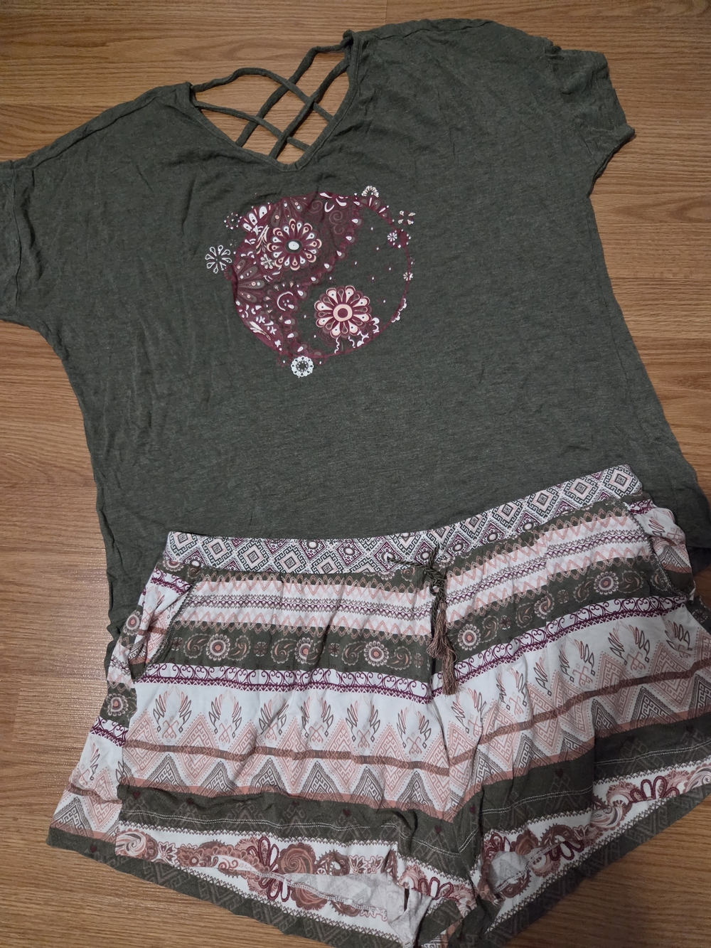 La Vie En Rose Olive Green Short Sleeve Top with Patterned Pink & Olive Shorts